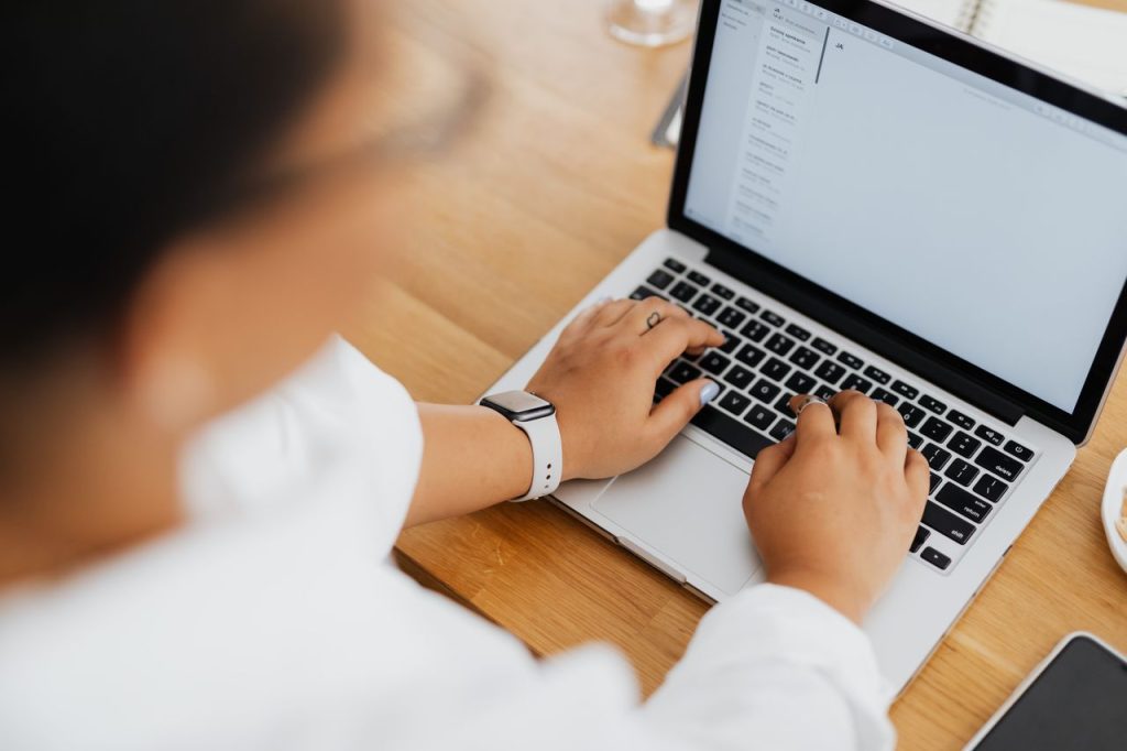 Registering a Startup in Singapore A Founder’s Guide from Incorporation to Banking